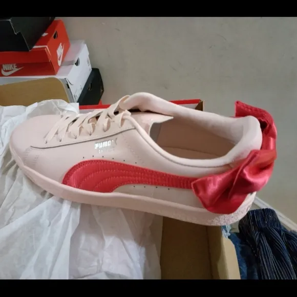PUMA Basket Bow Patent 'Paradise Pink
