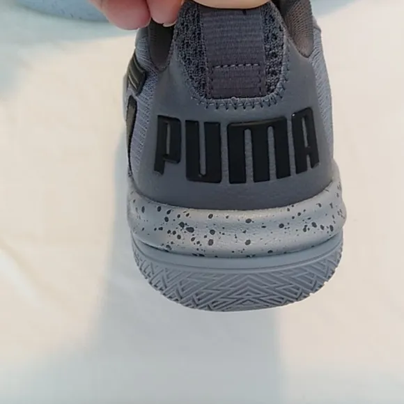 PUMA sneakers 5.5 C