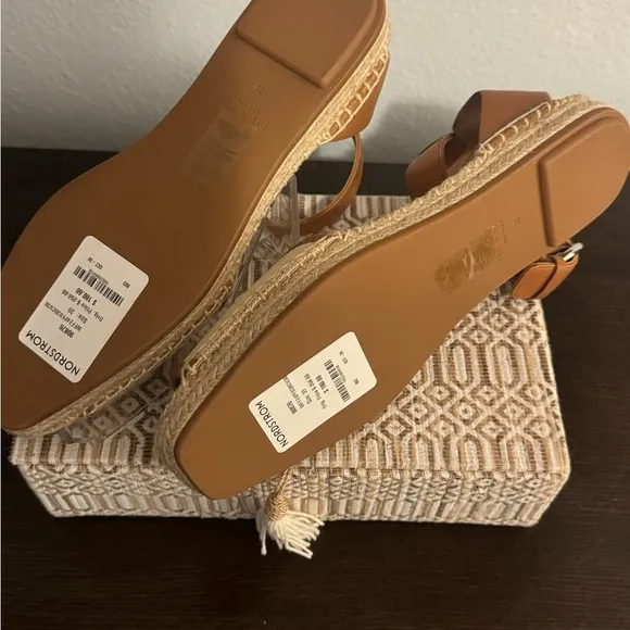 Rag &amp; Bone Tan and Cream Espadrille Sandals size 39