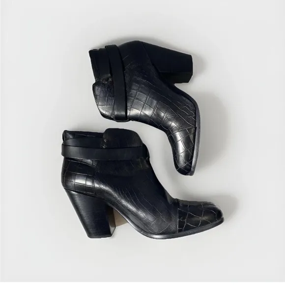 Rag and Bone Harrow Solid Black Crocodile-Embossed Ankle Boots Size 41 or 11