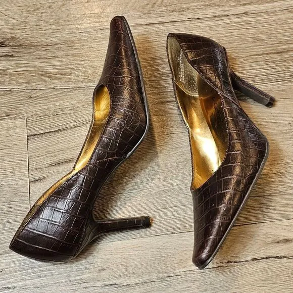 RAMPAGE Women's Heel Shoes Brown Alligator Croc Embossed Stilletto High Heel 7