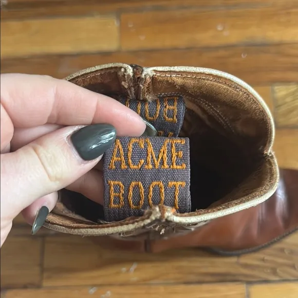 Rare incredible vintage Brown and Tan Acme Western Boots