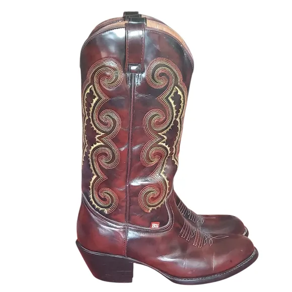 Red Bull Vintage Cowgirl Leather Boots with Ornate Stitching and Stacked Heel