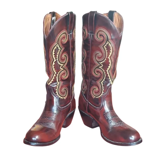 Red Bull Vintage Cowgirl Leather Boots with Ornate Stitching and Stacked Heel