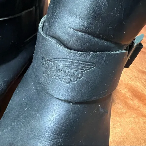 Red Wing Black leather Motorcycle boots pull on size 10.5 D made in USA Vibram