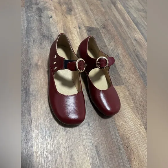 Redish Brown Leather Mary Jane/Retro Shoes (New) EU Size 40 US Size 9.5
