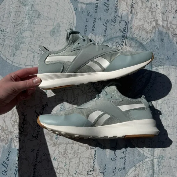 Reebok Spark Run Seaside Grey Chalk Women's 9 GY8873 Lace Up Shoes Athleisure