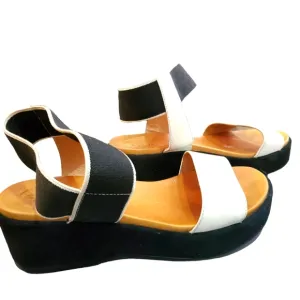 Reg $175 Corso Como black and white leather upperplatform sandals size 6…