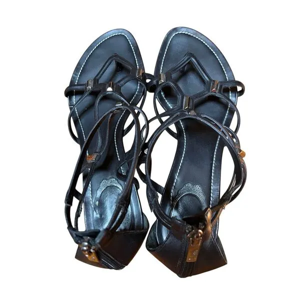 Rene Caovilla Black Leather Flat Gladiator Sandal Zip Back Silver Accent 38/8
