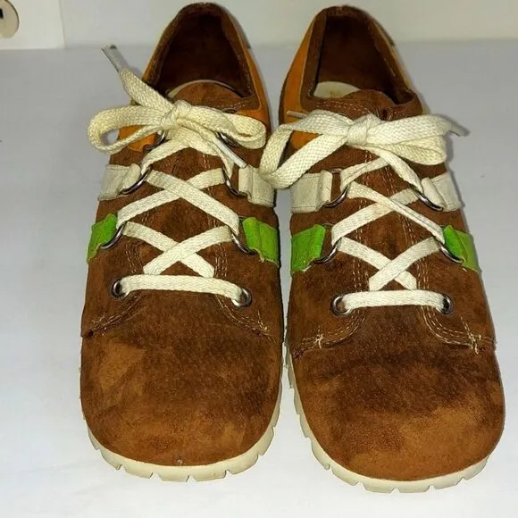 Retro 1970's Hush Puppies Wolverines Brown Suede Shoes Sz 8.5