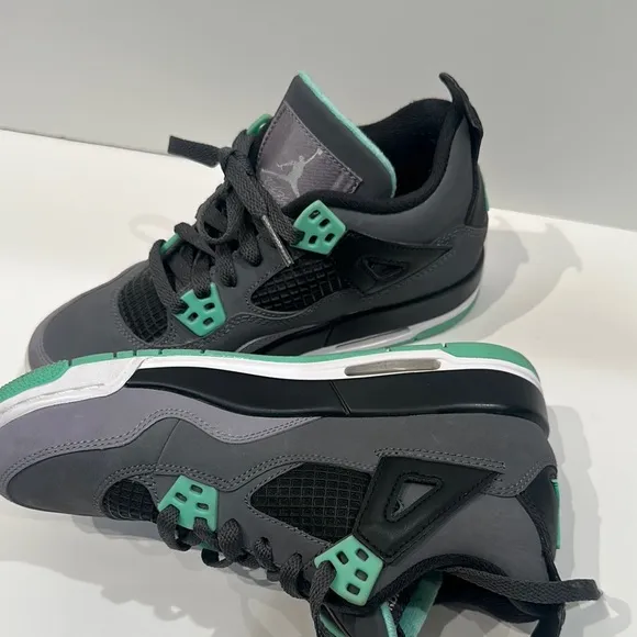 Retro Air Jordans Boys Size 4Y Gently Used - black green grey