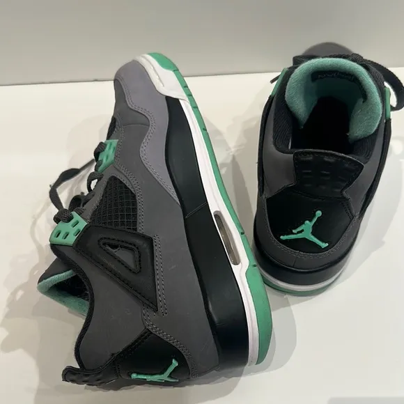Retro Air Jordans Boys Size 4Y Gently Used - black green grey