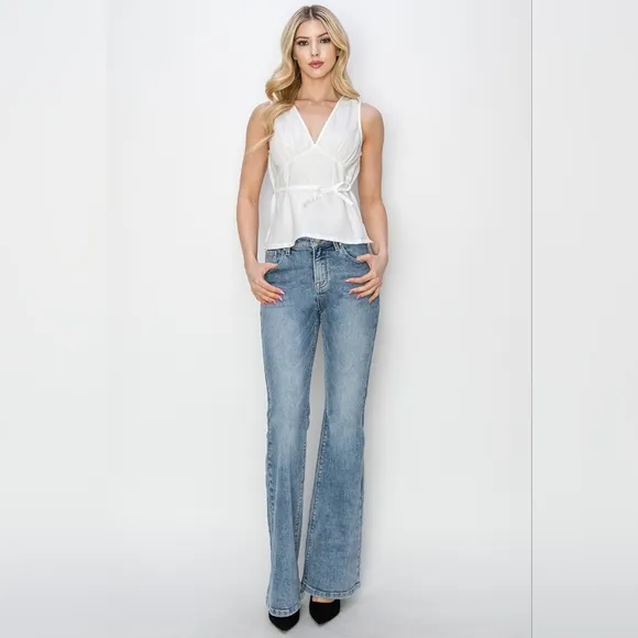 RISEN Classic Mid-Rise Blue Jeans Slim Traditional Bootcut Wide Hem Denim Pants
