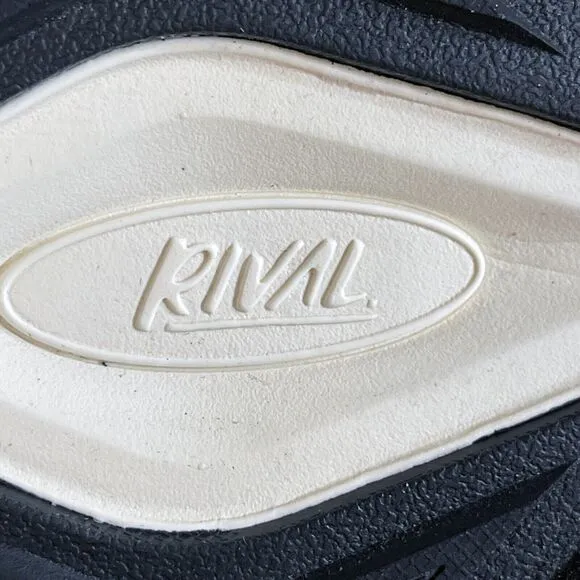Rival Reign Mens Size 13 Athleisure Shoes Sneakers Black Gray White