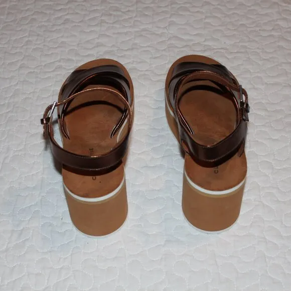 Robert Clergerie Paris Courtney Platform Sandals