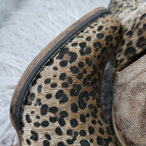 Roper Leopard Print Ankle Boots 7
