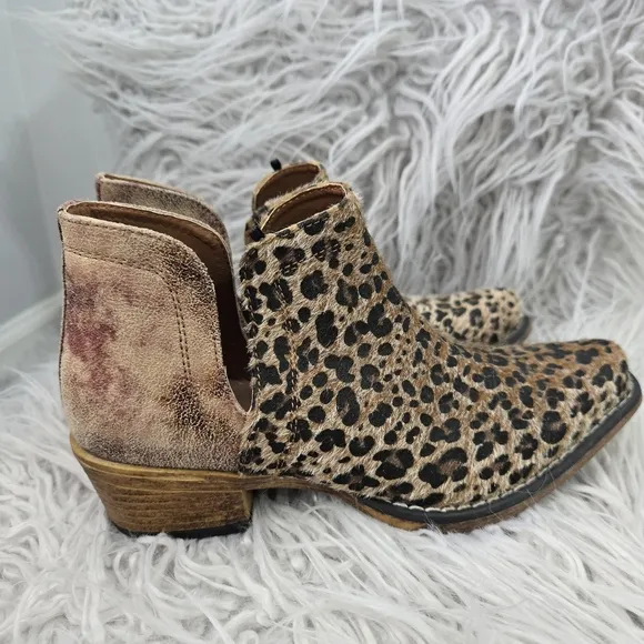Roper Leopard Print Ankle Boots 7