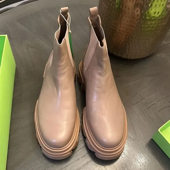 Sam Edelman Daelyn Lug Sole Chelsea Boots