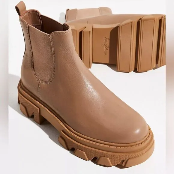 Sam Edelman Daelyn Lug Sole Chelsea Boots