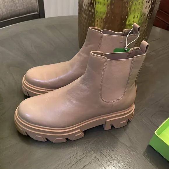 Sam Edelman Daelyn Lug Sole Chelsea Boots