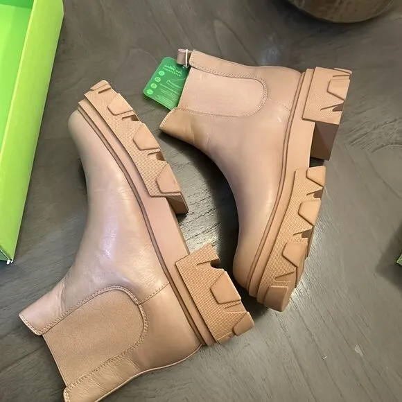 Sam Edelman Daelyn Lug Sole Chelsea Boots