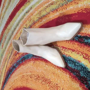 Sam Edelman White Ankle Boots with Zipper
