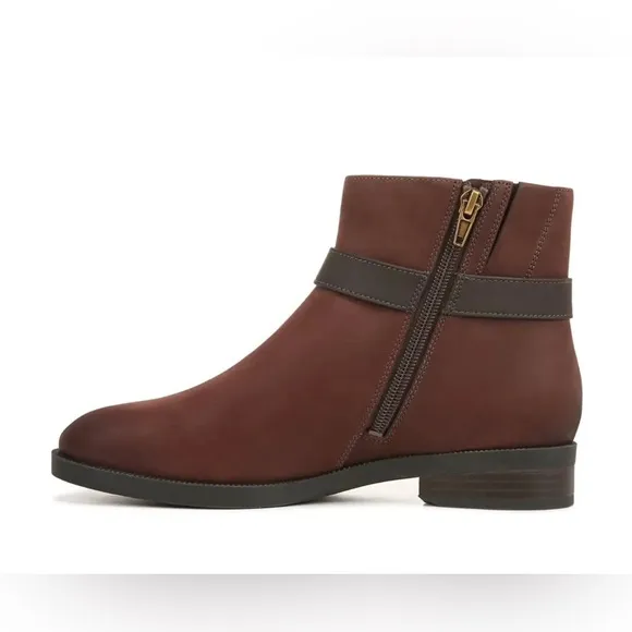 SB17 Women’s Vionic Rhiannon Brown Ankle BootsSize 6M