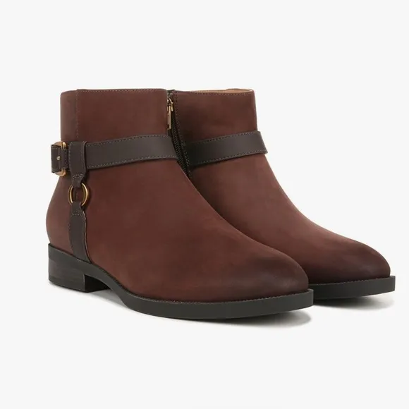 SB17 Women’s Vionic Rhiannon Brown Ankle BootsSize 6M
