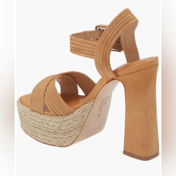 Schutz $158 Blisse Platform Sandals in Nude Carmel