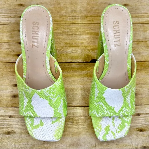 Schutz Cali Snake Embossed Platform Sandal Bright Leaf