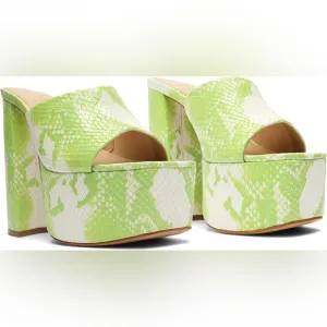 Schutz Cali Snake Embossed Platform Sandal Bright Leaf