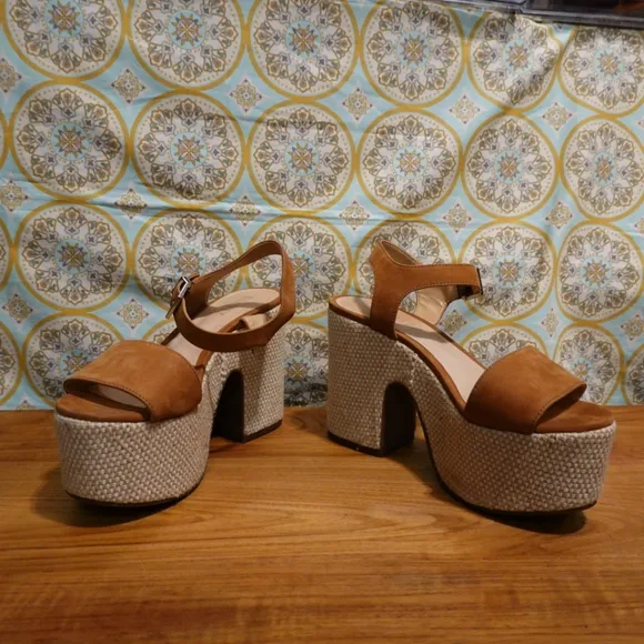 SCHUTZ Cognac Nubuck Platform Sandals with Woven Covered Cut-out Wedge, 6½