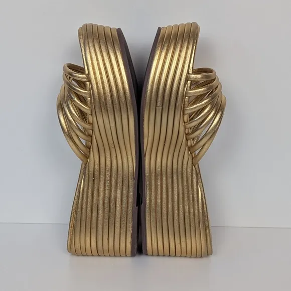 Schutz Gold Leather Platform Sandals 8.5