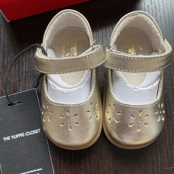 See Kai Run Ginger ll Gold Floral Leather Toddler Mary Jane Walker Shoes sz 4
