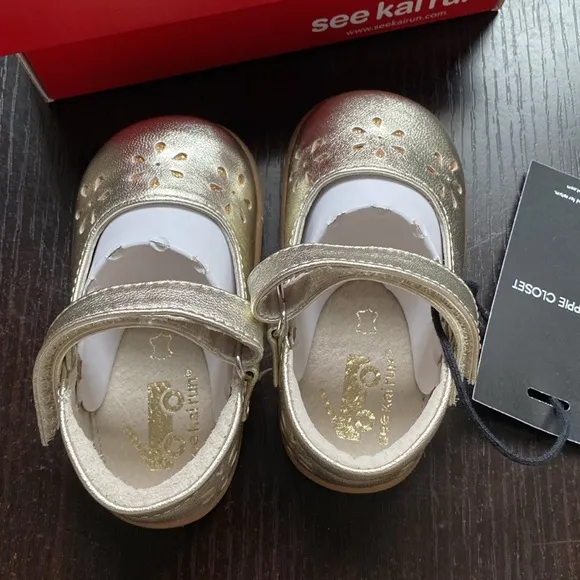 See Kai Run Ginger ll Gold Floral Leather Toddler Mary Jane Walker Shoes sz 4