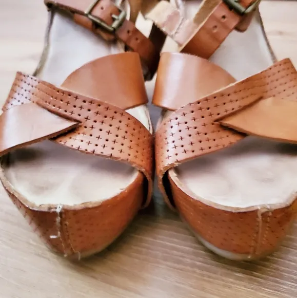 Sempre Di leather platform sandals
