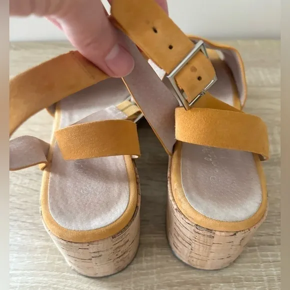 Seychelles Calming Influence Yellow Suede Platform Ankle Strap Boho Sandals