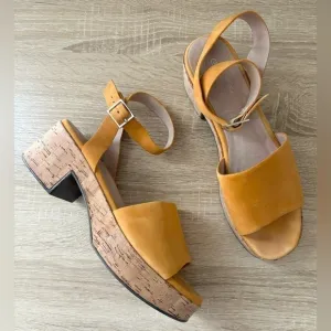 Seychelles Calming Influence Yellow Suede Platform Ankle Strap Boho Sandals