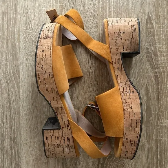 Seychelles Calming Influence Yellow Suede Platform Ankle Strap Boho Sandals