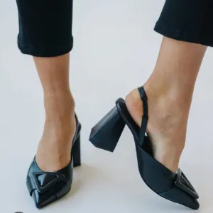 Seychelles Rumor Has It Black Slingback Point Toe Leather Heels sz 8.5
