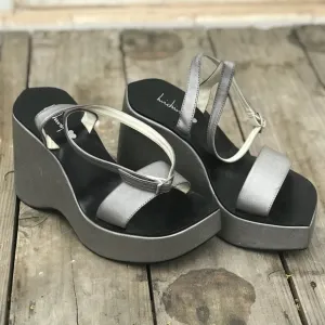 Silver metallic luichiny vintage sandal platforms