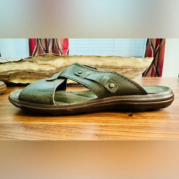 Size 10 (43) Versace V Italia green sandals slides preppy old money festival