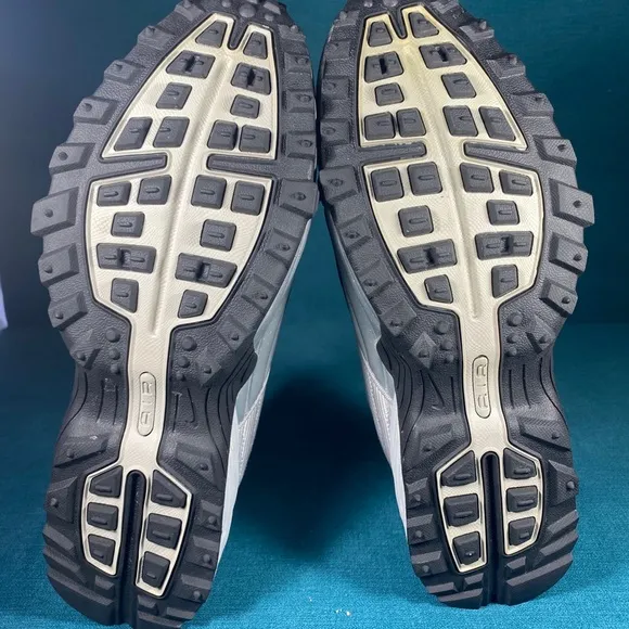 Size 12 - Men’s Nike Air Mansa Vintage shoes
