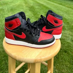 Size 6 - Nike Air Jordan 1 Retro High OG GS Banned 2016 Men's Shoes - Ships Now