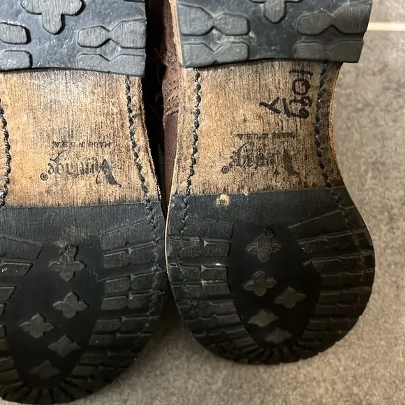 Size 7 Vintage shoe company genuine leather boots