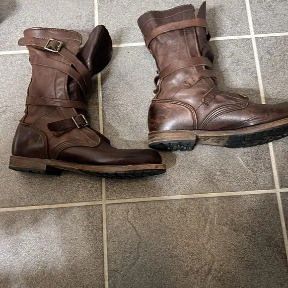 Size 7 Vintage shoe company genuine leather boots