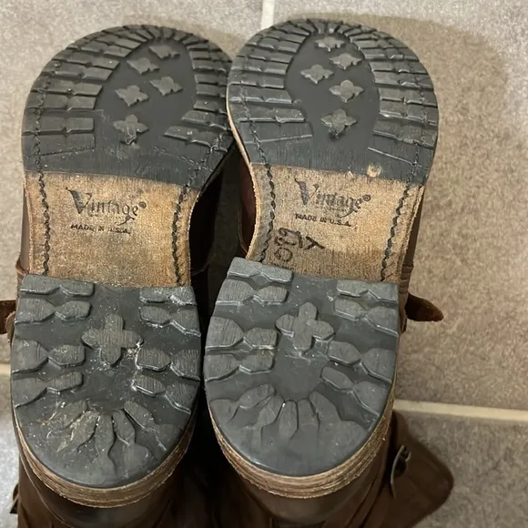 Size 7 Vintage shoe company genuine leather boots