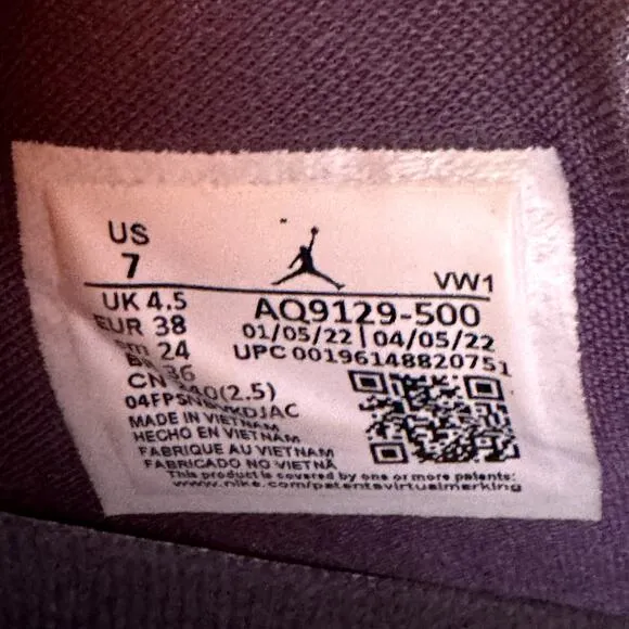 =Size 7 - Wmns Nike Air Jordan 4 Retro Canyon Purple Women's Shoes