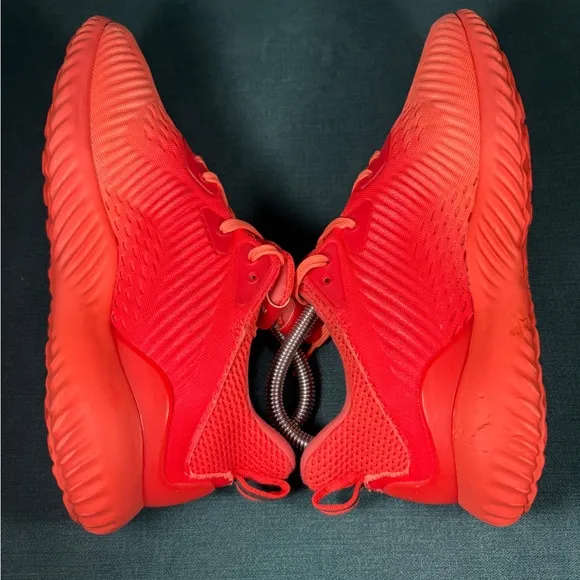 Size 7 - Women’s Adidas Alphabounce coral/sun shoes