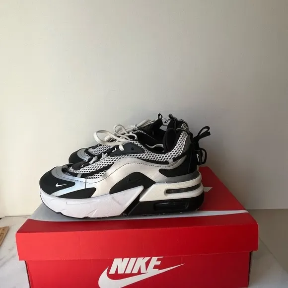 Size 8.5 - Nike Air Max Furyosa Silver Black 2021